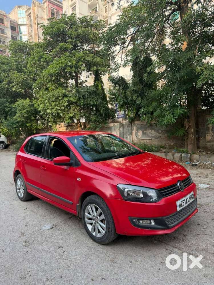 Volkswagen Polo Petrol Highline 1.6l, 2013, Cng & Hybrids