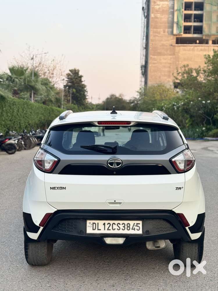 Tata Nexon 1.5 Revotorq Xza Plus, 2020, Petrol