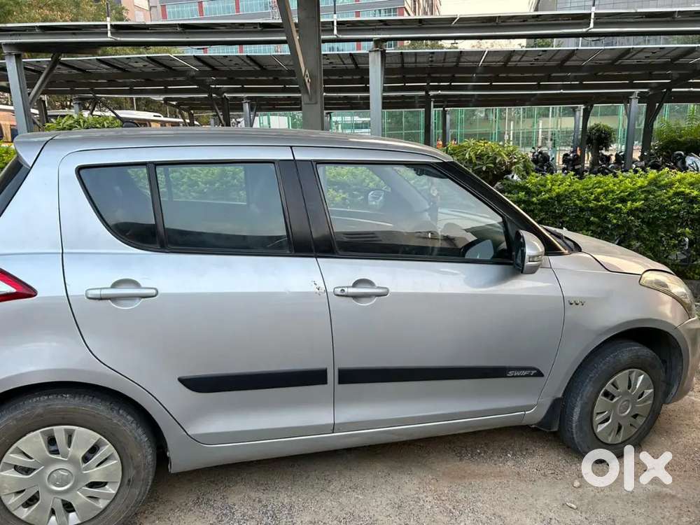 Maruti Suzuki Swift 2012 Petrol 102000 Km Driven