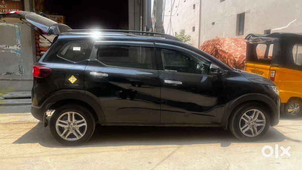 Renault Triber Petrol 2024