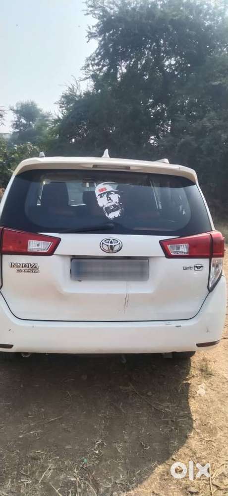 Toyota Innova Crysta 2.4 V, 2017, Diesel