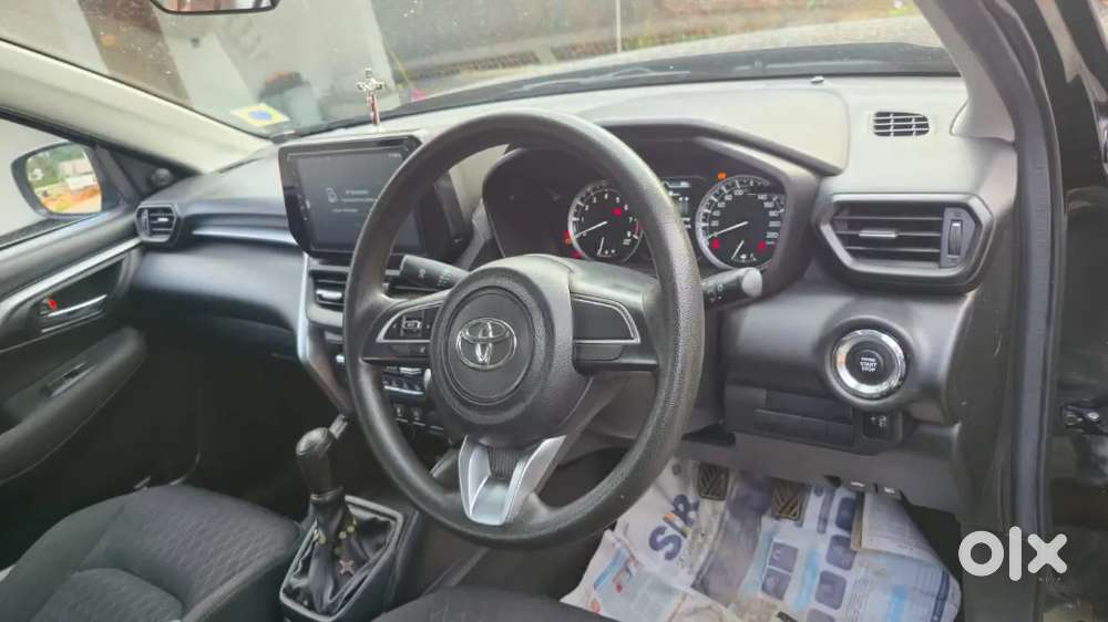 Toyota Urban Cruiser 2023 Hyryder Drive