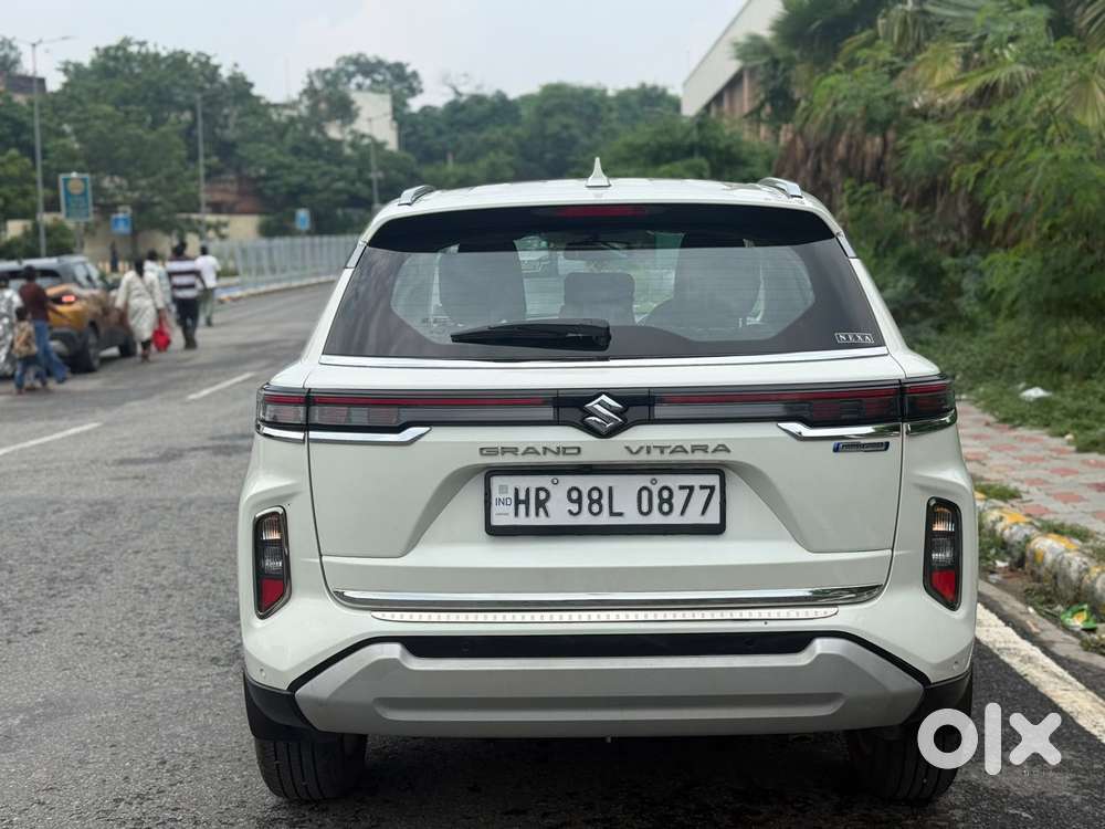 Maruti Suzuki Grand Vitara 1.5 Zeta Smart Hybrid At, 2023, Petrol
