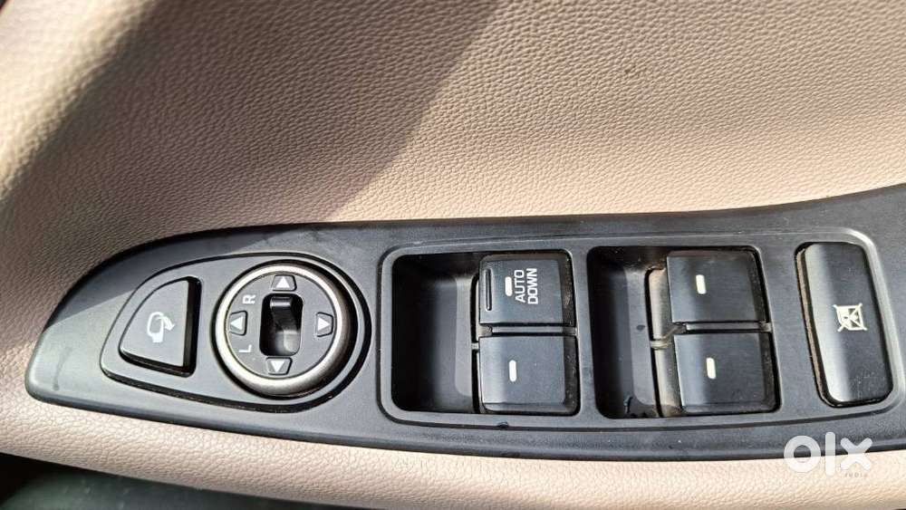 Hyundai I20 Petrol Cvt Asta, 2018, Petrol