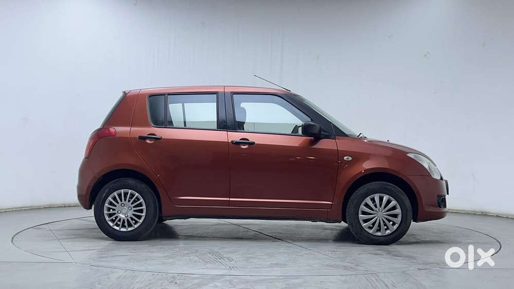 Maruti Suzuki Swift 2004-2010 Vxi Bsiv, 2011, Petrol