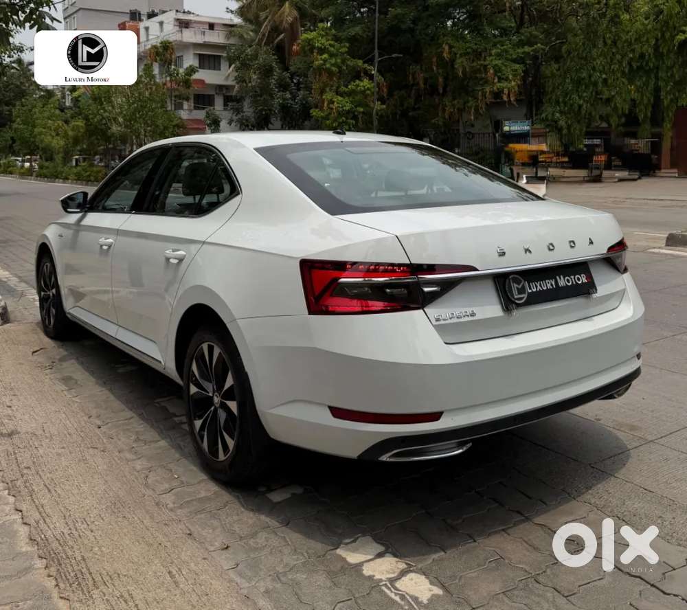 Skoda Superb 2.0 L&k Tsi At, 2021, Petrol