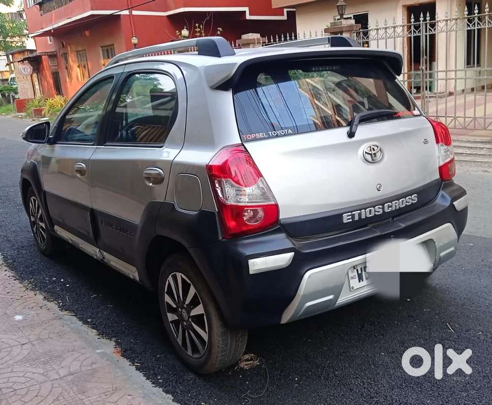 Toyota Etios Cross 1.5l V, 2015, Petrol