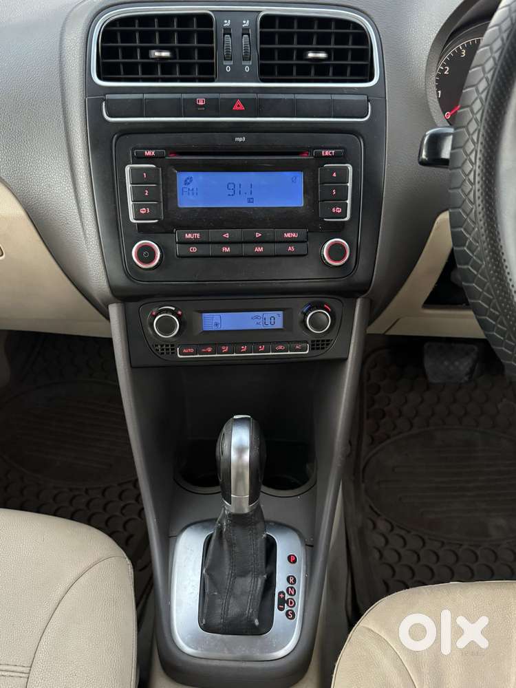Volkswagen Vento 1.2 Tsi Highline Plus At, 2011, Petrol