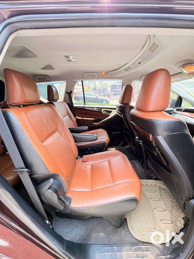 Toyota Innova Crysta 2.8 Z, 2016, Diesel