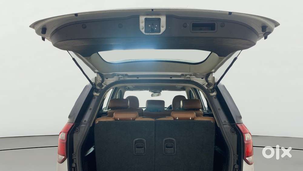 Mahindra Xuv500 W9 At 1.99, 2018, Diesel