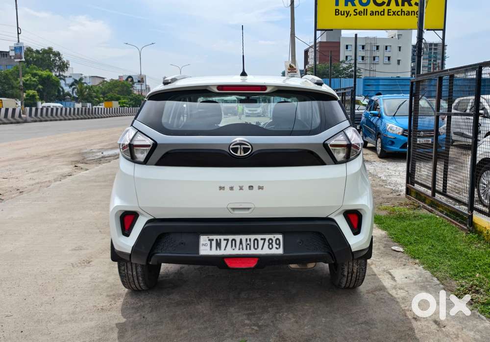Tata Nexon 1.5 Revotorq Xm (s), 2021, Petrol