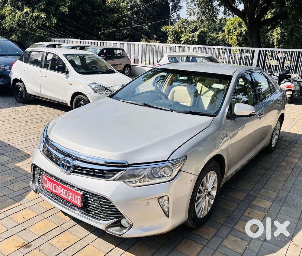Toyota Camry Hybrid, 2016, Petrol