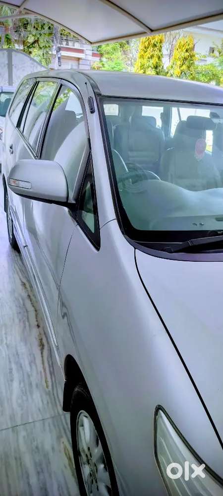 Toyota Innova 2014 Diesel 137000 Km Driven