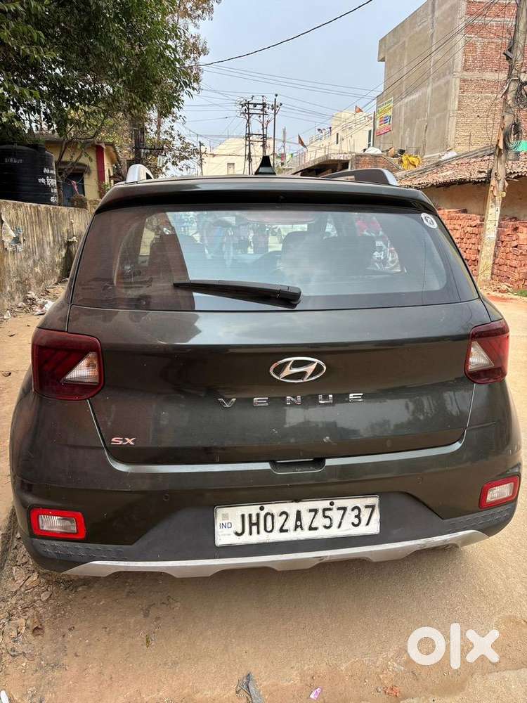 Hyundai Venue 2019 Diesel Well Maintained