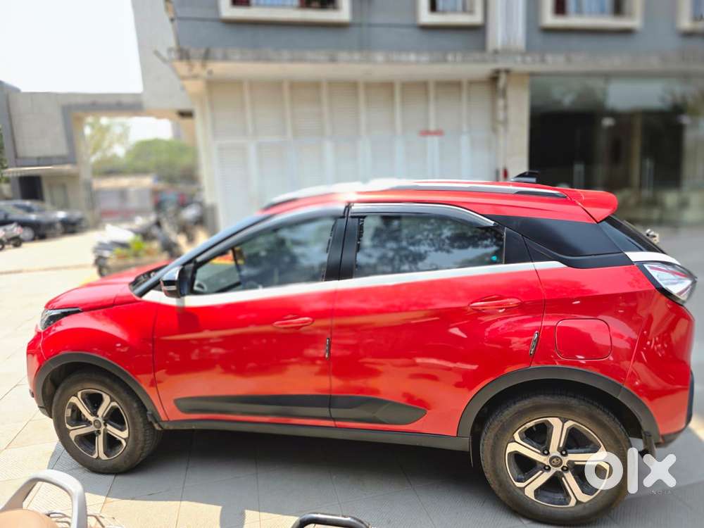 Tata Nexon 1.5 Revotorq Xza Plus S Amt, 2023, Petrol