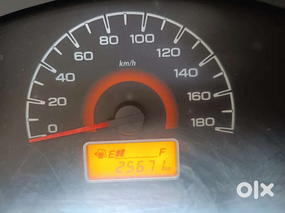 Maruti Suzuki 800 2015