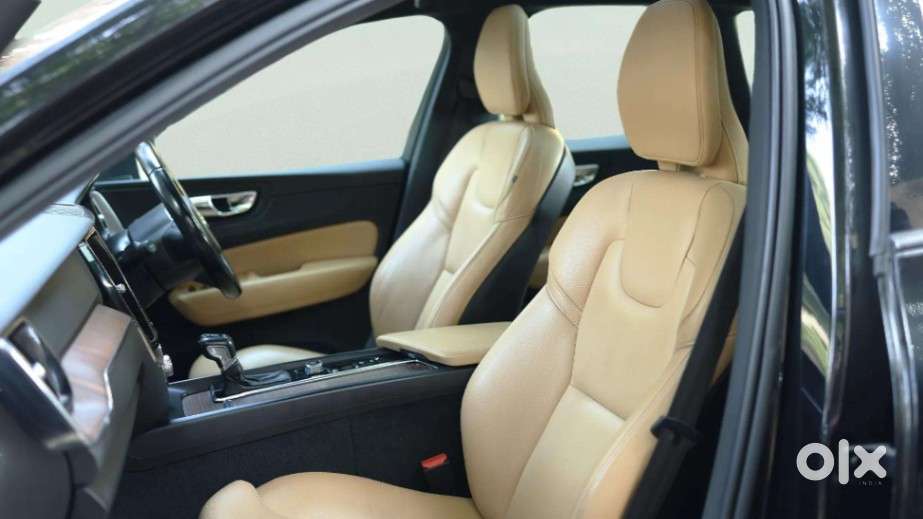 Volvo Xc60 D4 Momentum, 2019, Diesel