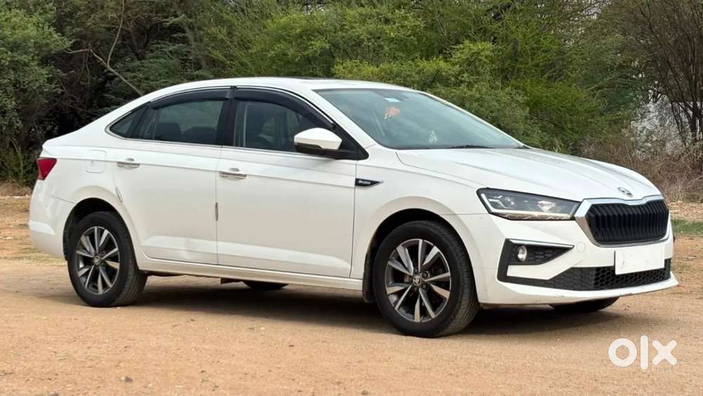 Skoda Slavia Style 1.0l Tsi Mt, 2023, Petrol