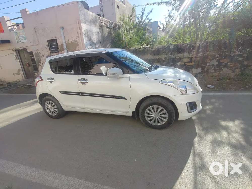 Maruti Suzuki Swift 2015 Diesel 87200 Km Driven