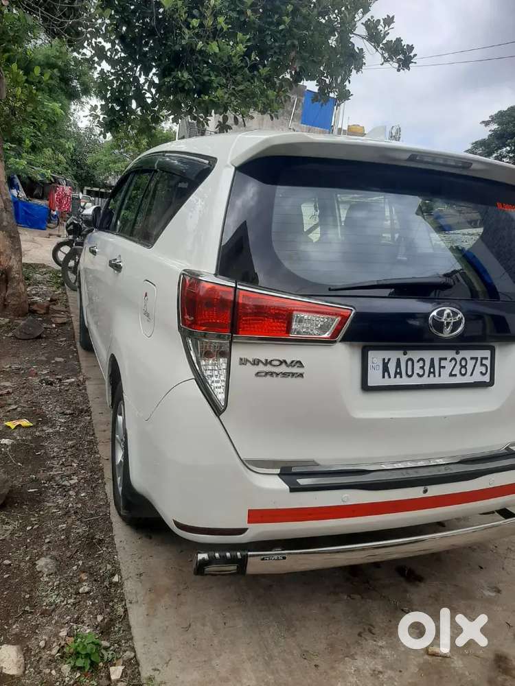 Toyota Innova Crysta 2018 Diesel Well Maintained