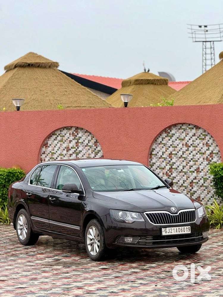 Skoda Superb Elegance 2.0 Tdi Cr At, 2015, Diesel