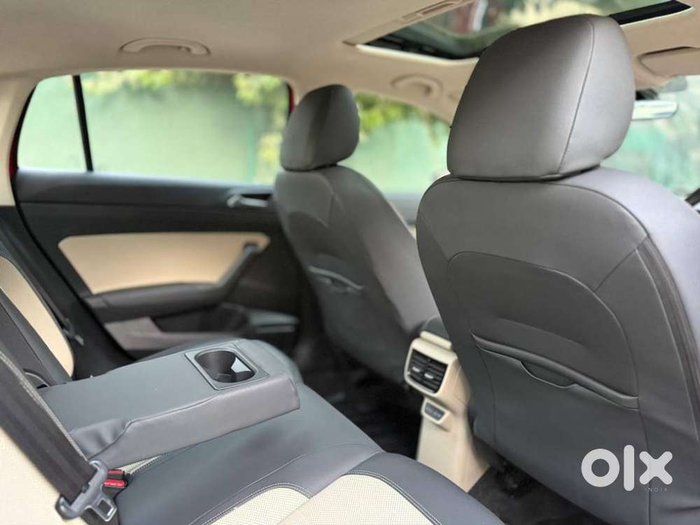 Skoda Slavia 1.0 Tsi Style At, 2023, Petrol