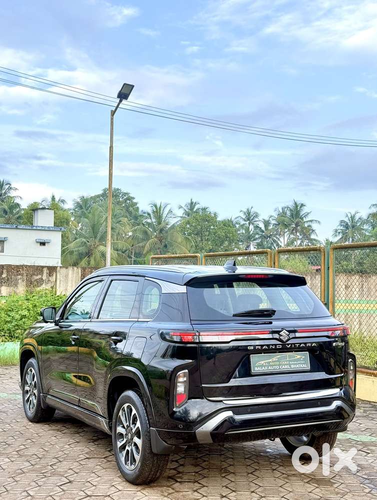 Maruti Suzuki Grand Vitara 1.5 Alpha Plus Intelligent Hybrid Ecvt, 2..