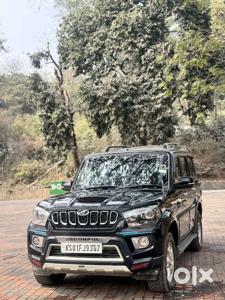 Mahindra Scorpio S10, 2015, Diesel