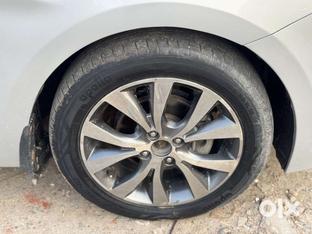 Hyundai Fluidic Verna 1.6 Vtvt Sx, 2015, Cng & Hybrids