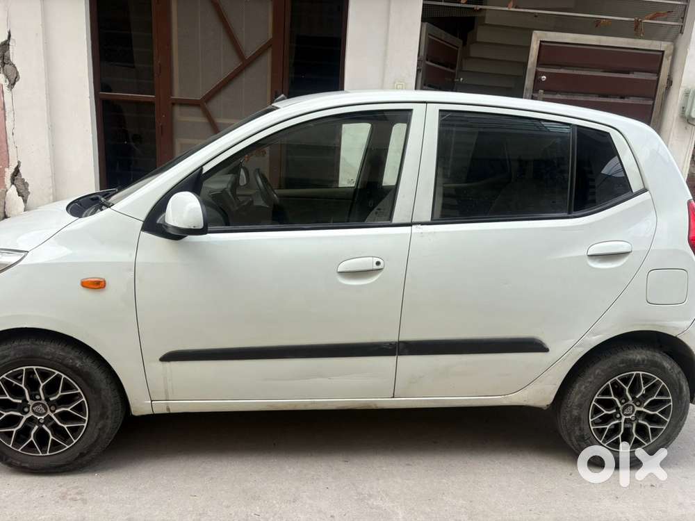 Hyundai I10 2011 Cng & Hybrids Well Maintained