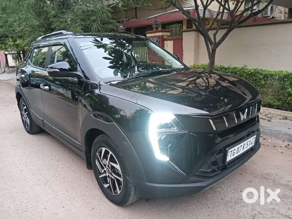 Mahindra Xuv 3xo Ax5 Ds Mt, 2025, Diesel