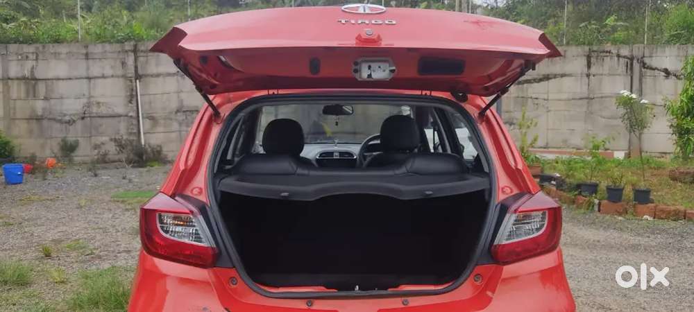 Tata Tiago 2021 Petrol 87152 Km Driven