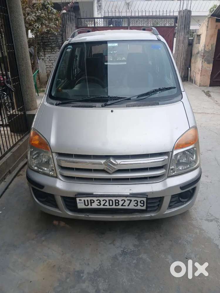 Ac Wali Gadi Hai Jisko Lena Ho Wahi Call Karey