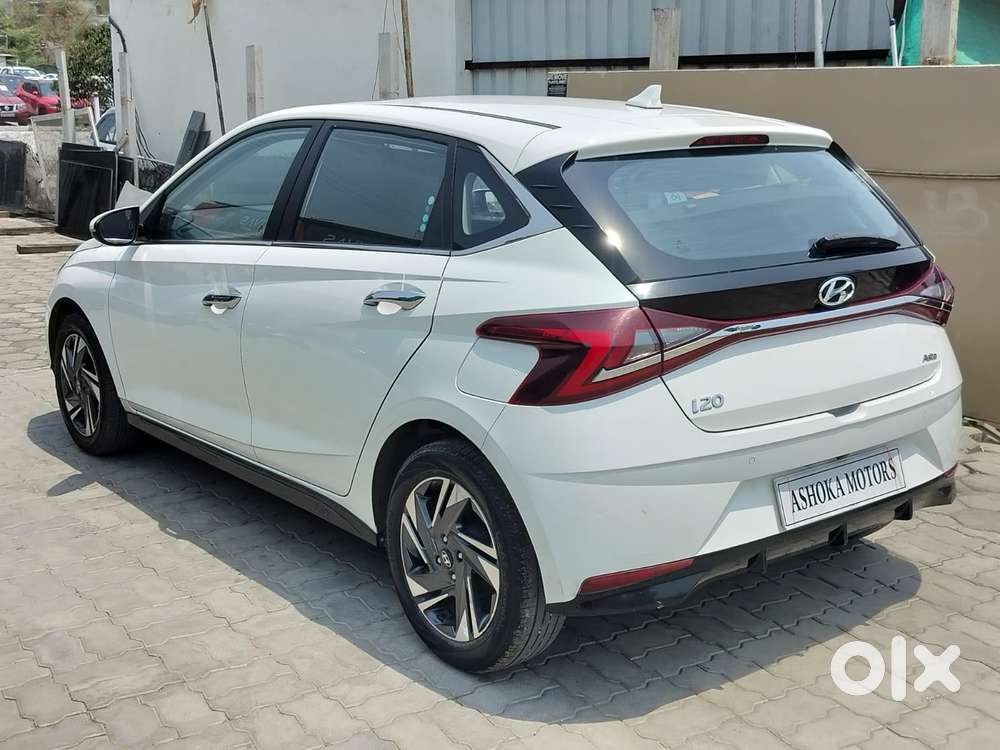 Hyundai I20 Asta (o) 1.2 Ivt, 2022, Petrol