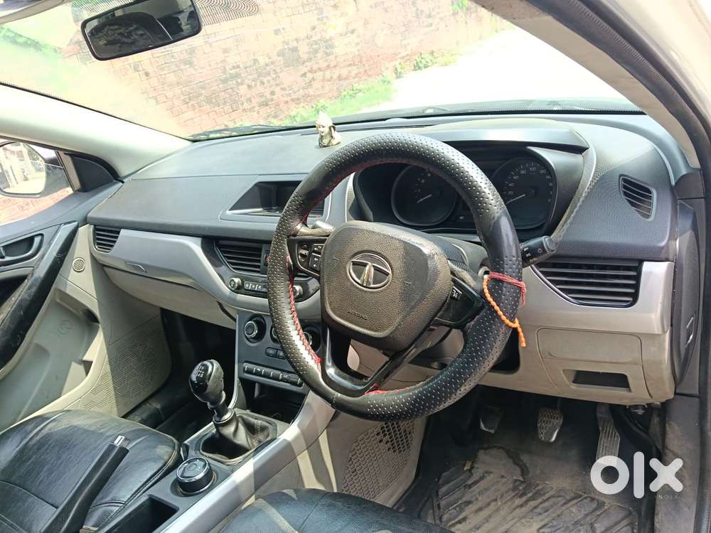 Tata Nexon 1.5 Revotorq Xm, 2017, Diesel