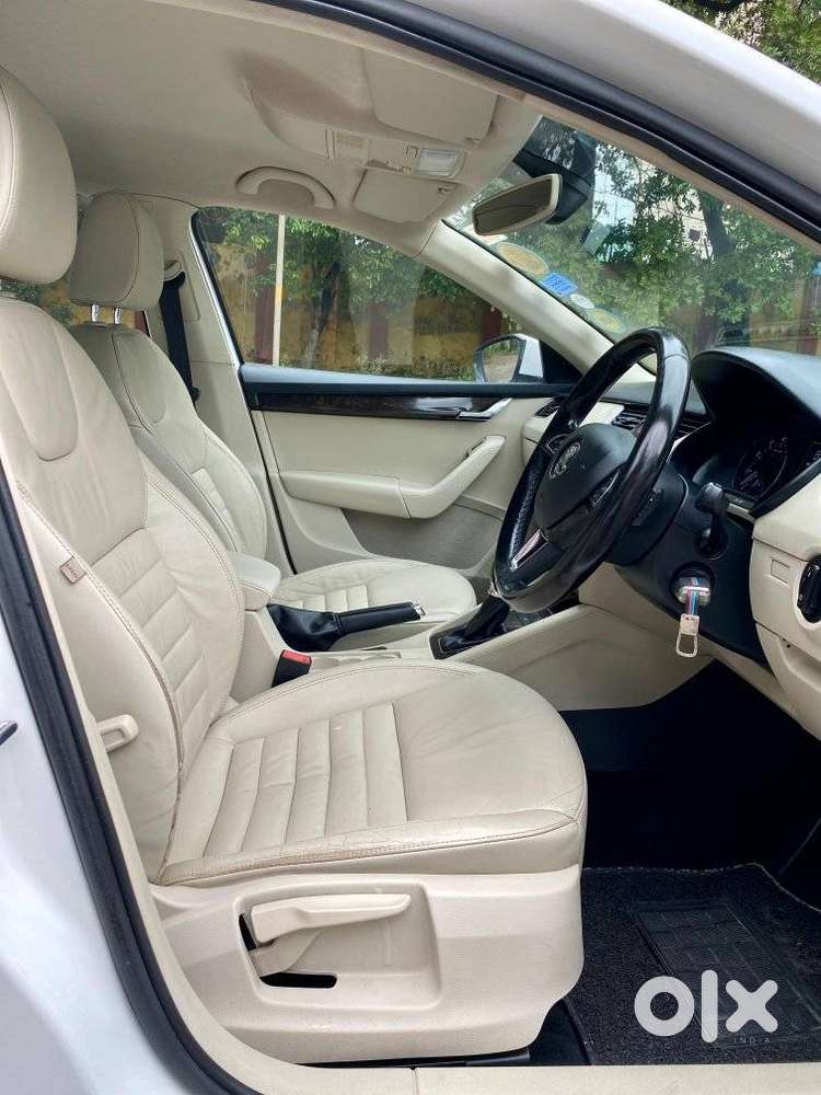 Skoda Octavia 2013-2017 Ambition 1.8 Tsi At, 2017, Petrol