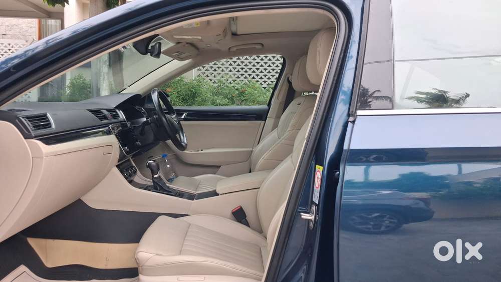 Skoda Superb 2.0 Tsi At L&k, 2022, Petrol