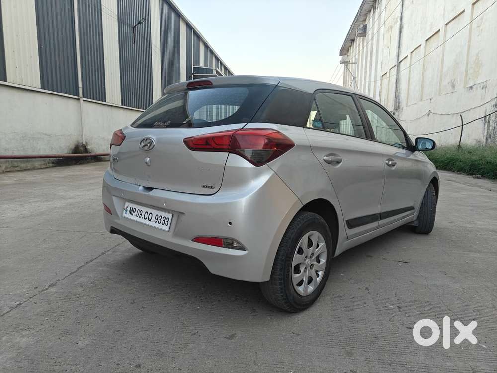 Hyundai I20 Sportz 1.2 Mt Dual Tone, 2014, Petrol