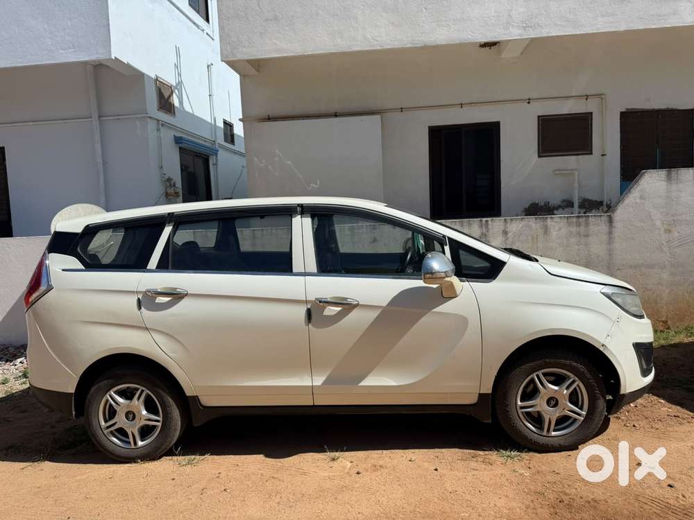 Mahindra Marazzo Diesel Manual 2018