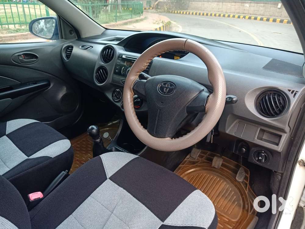 Toyota Etios Liva 2013-2014 G Sp, 2013, Petrol