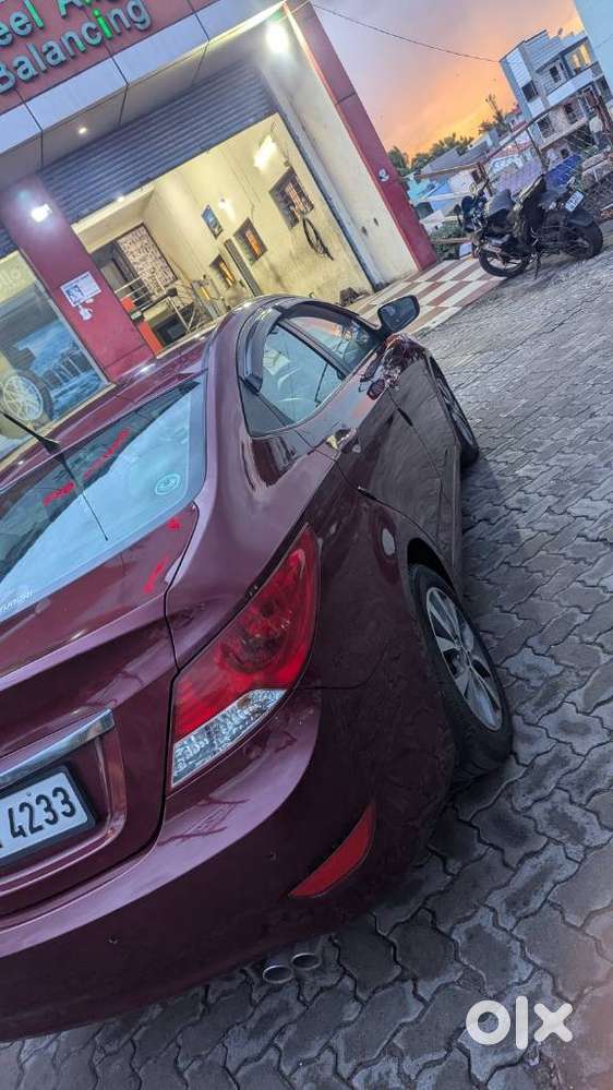Hyundai Verna 1.6 Sx Vtvt, 2014, Petrol