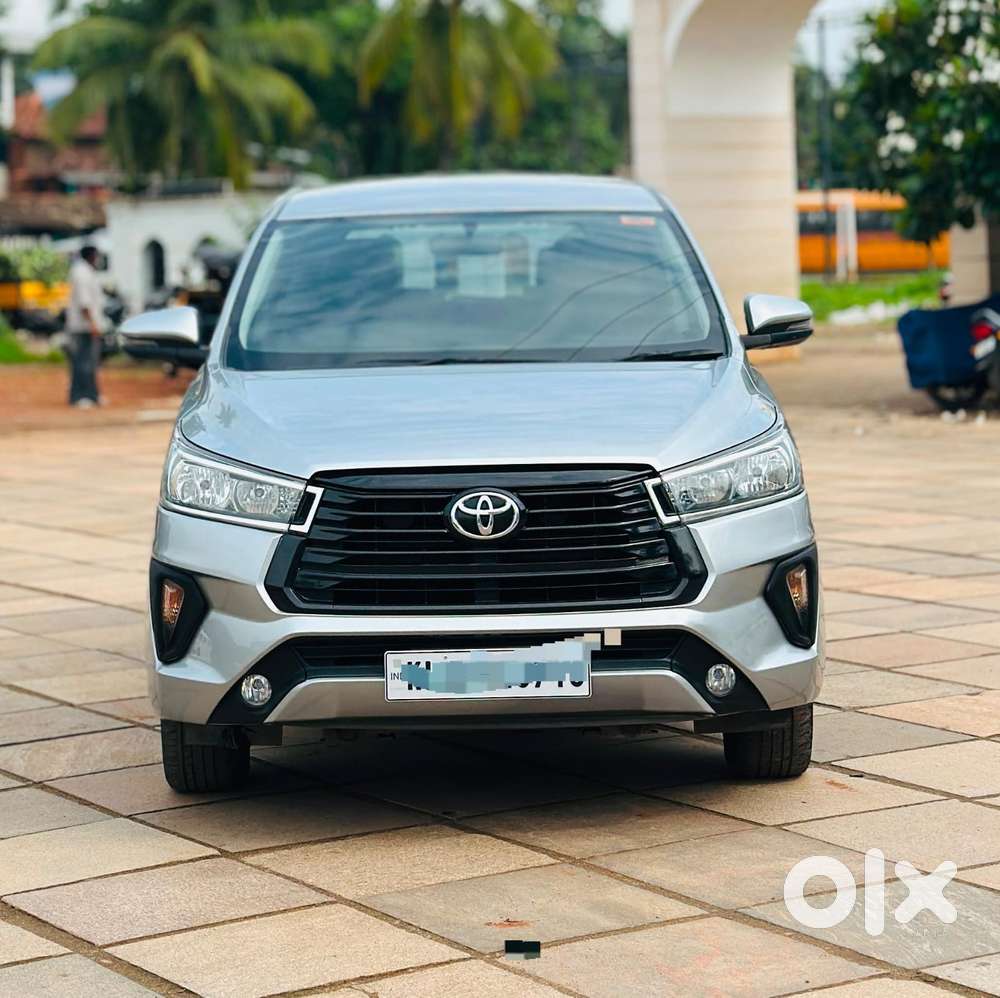 Toyota Innova Crysta 2.4 G Mt 7 Str, 2022, Diesel