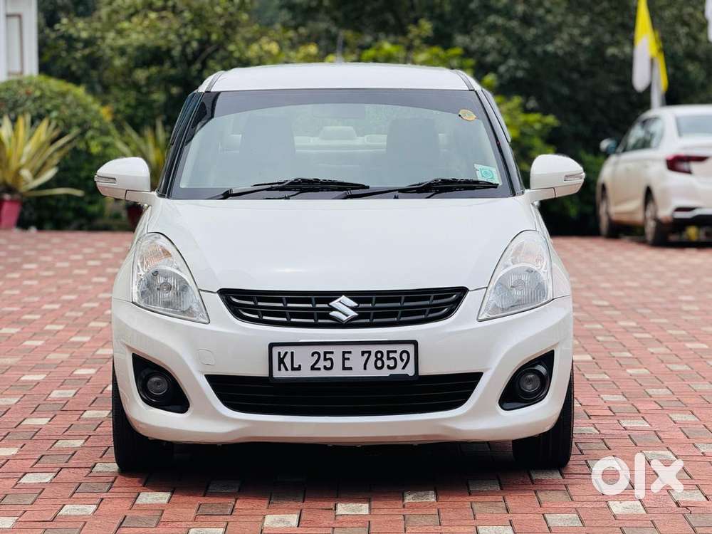 Maruti Suzuki Swift Dzire 1.2 Vxi Bsiv, 2013, Petrol
