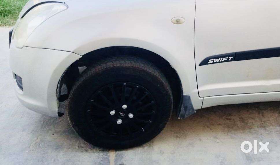 Maruti Suzuki Swift Vxi Glory Limited Edition, 2011, Petrol
