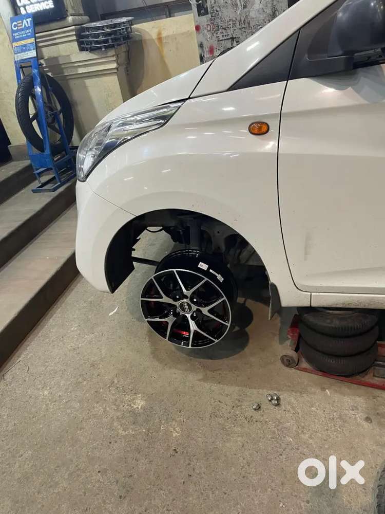 Hyundai Eon 2015 Petrol 14000 Km Driven