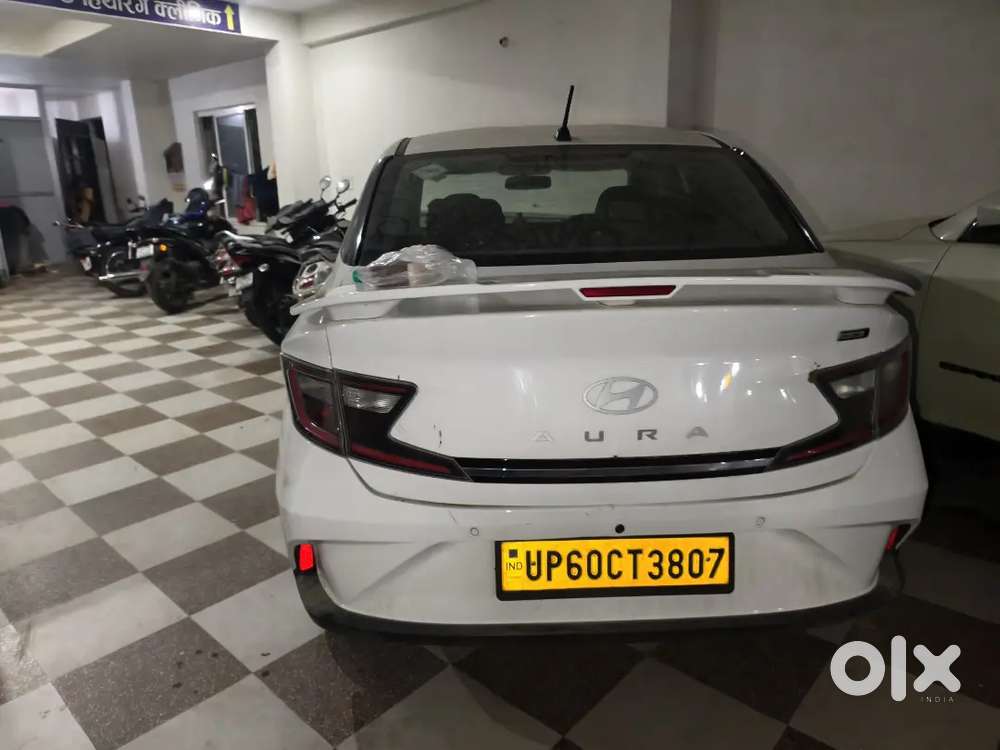 Hyundai Aura 2025 Cng & Hybrids 11657 Km Driven(yellow Plate Up60)