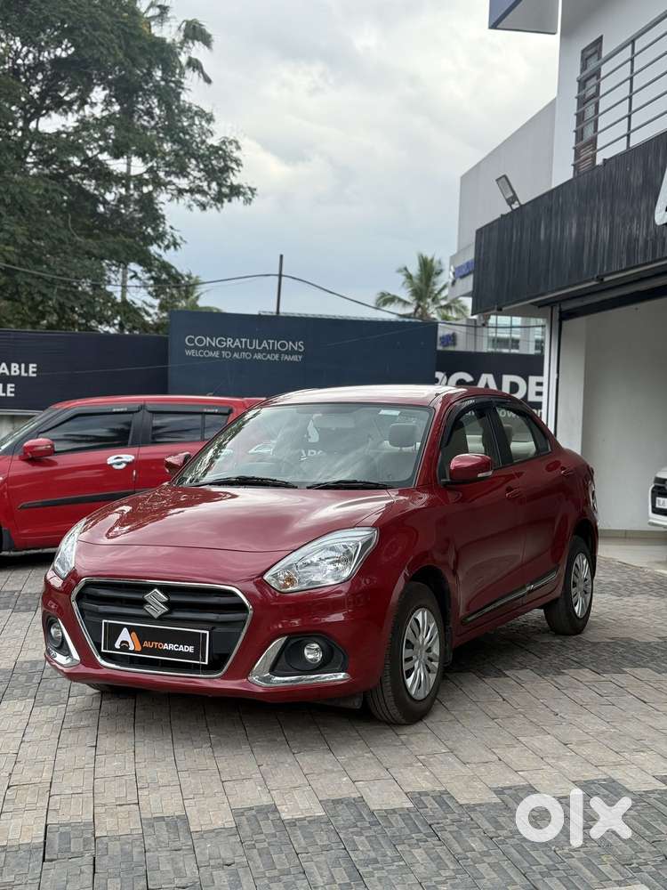 Maruti Suzuki Dzire Vxi Ags, 2022, Petrol