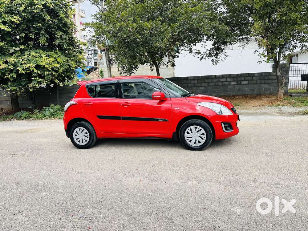 Maruti Suzuki Swift Vxi Abs Bsiv, 2017, Petrol