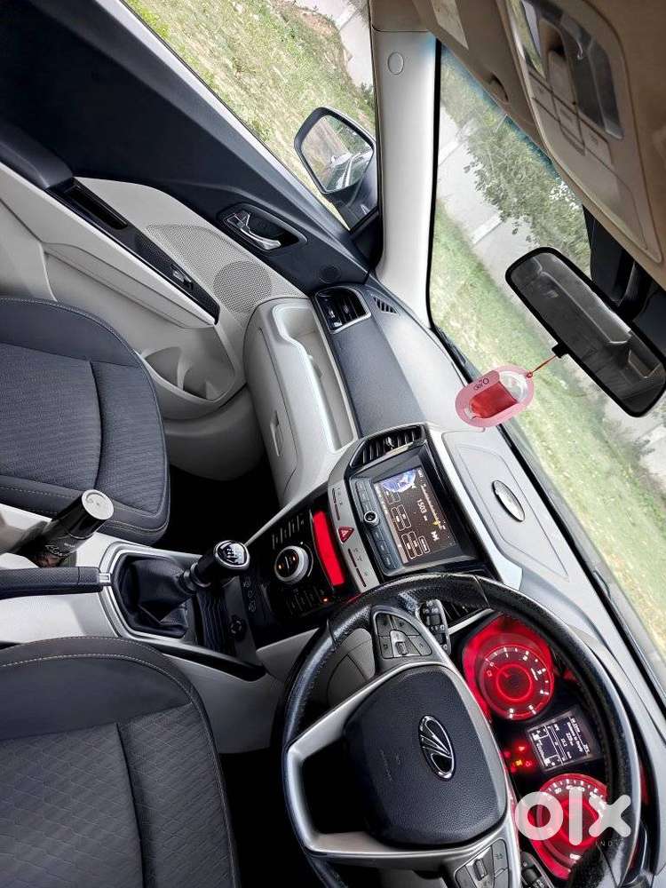 Mahindra Xuv300 W8 Diesel, 2022, Diesel