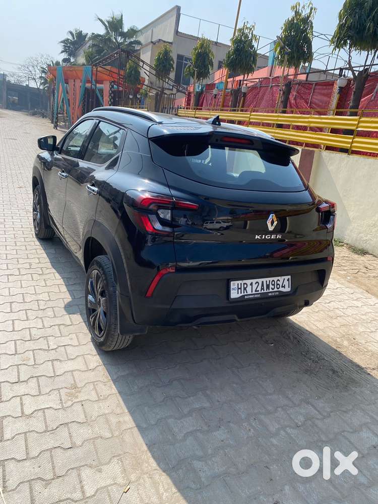 Renault Kiger 2025 Petrol 7000 Km Driven